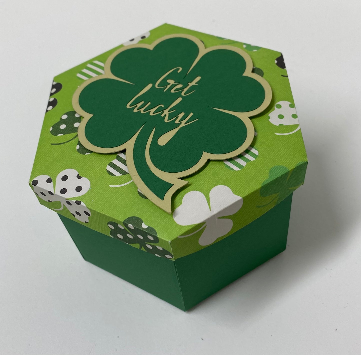 Shamrock hexagon box